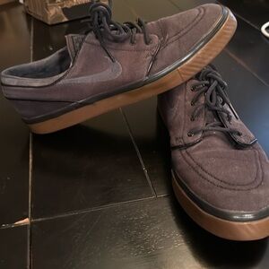 Nike SB  Stefan Janoski Mens Shoes Size 10 Black Skateboarding Sneaker